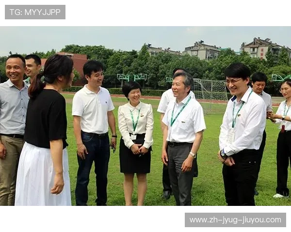 足球运动的社会责任与公益事业发展趋势